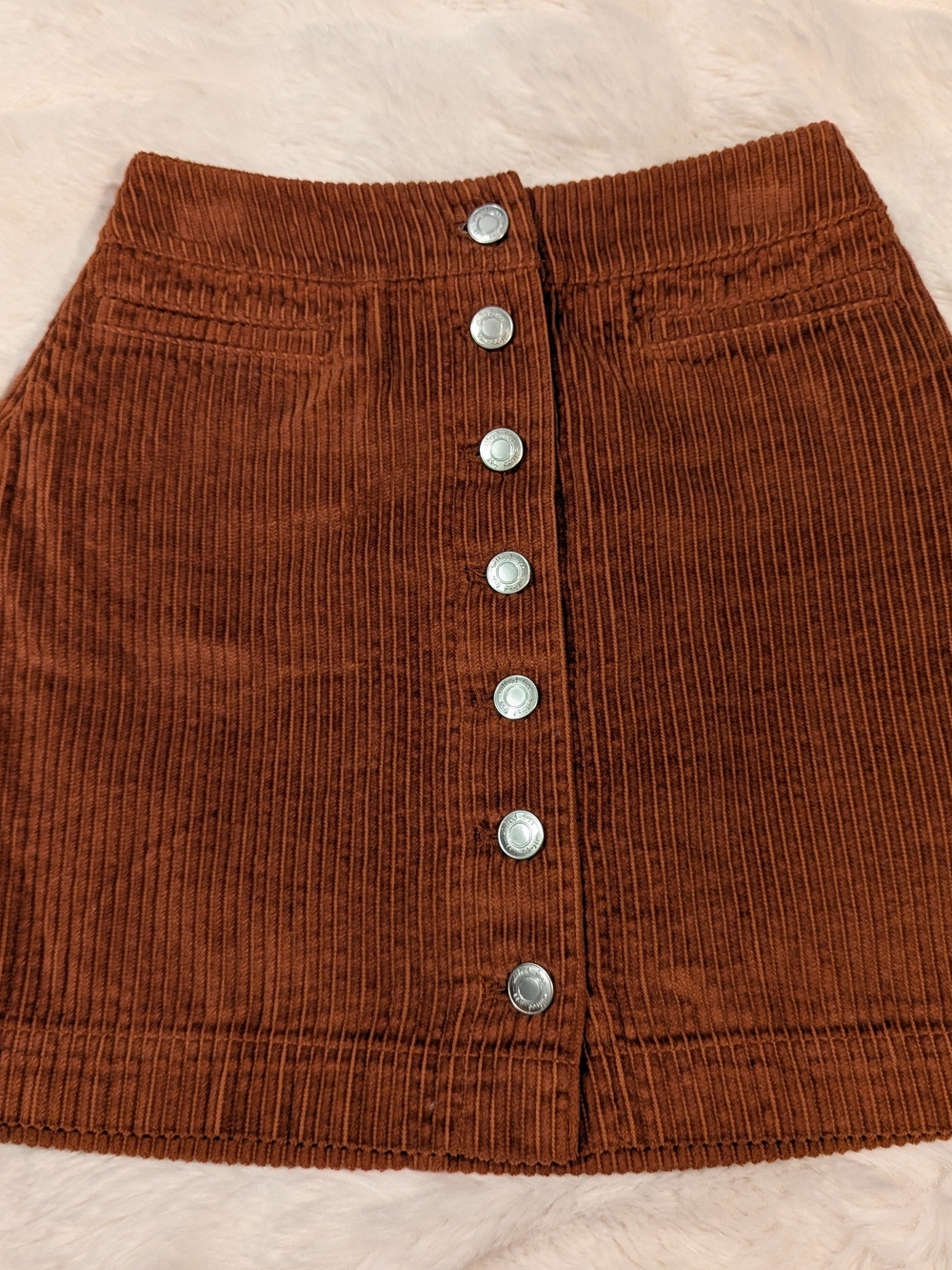 Aritzia Wilfred corduroy mini skirt 00